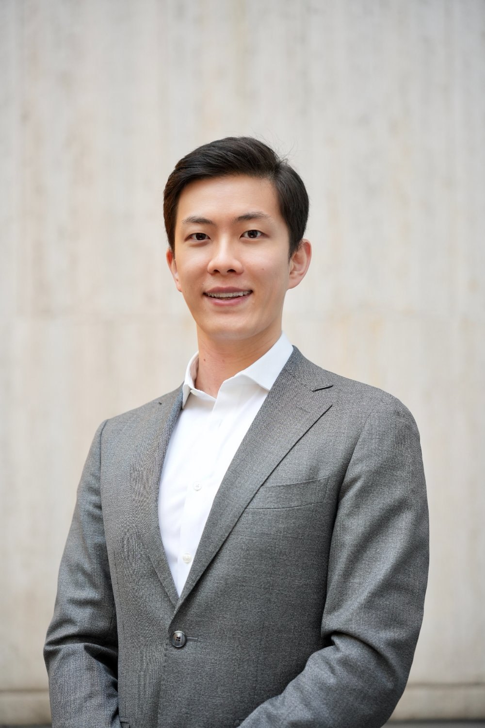 Portrait of Yuheng (Alan) Fu, CFA
